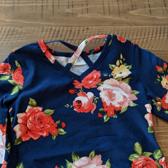 Brand new toddler shirt with flowers. - Picture 3 of 3